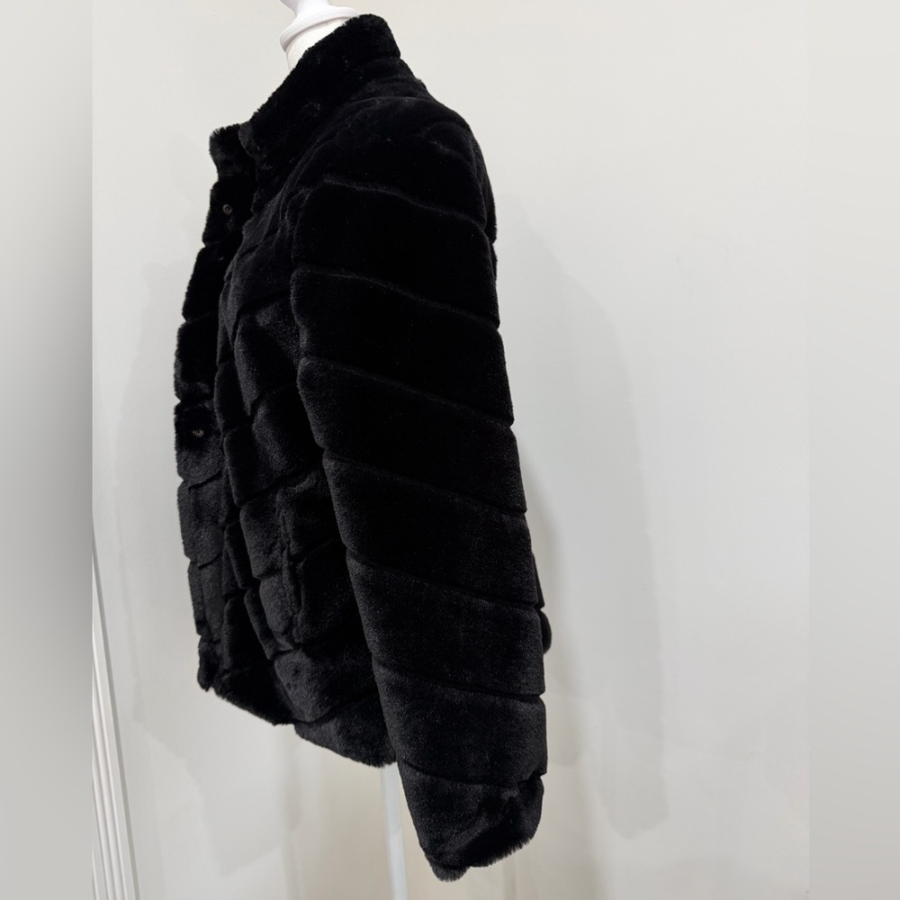 Cavalini Size LP Women Petite Faux Fur Jacket - Picture 11 of 15